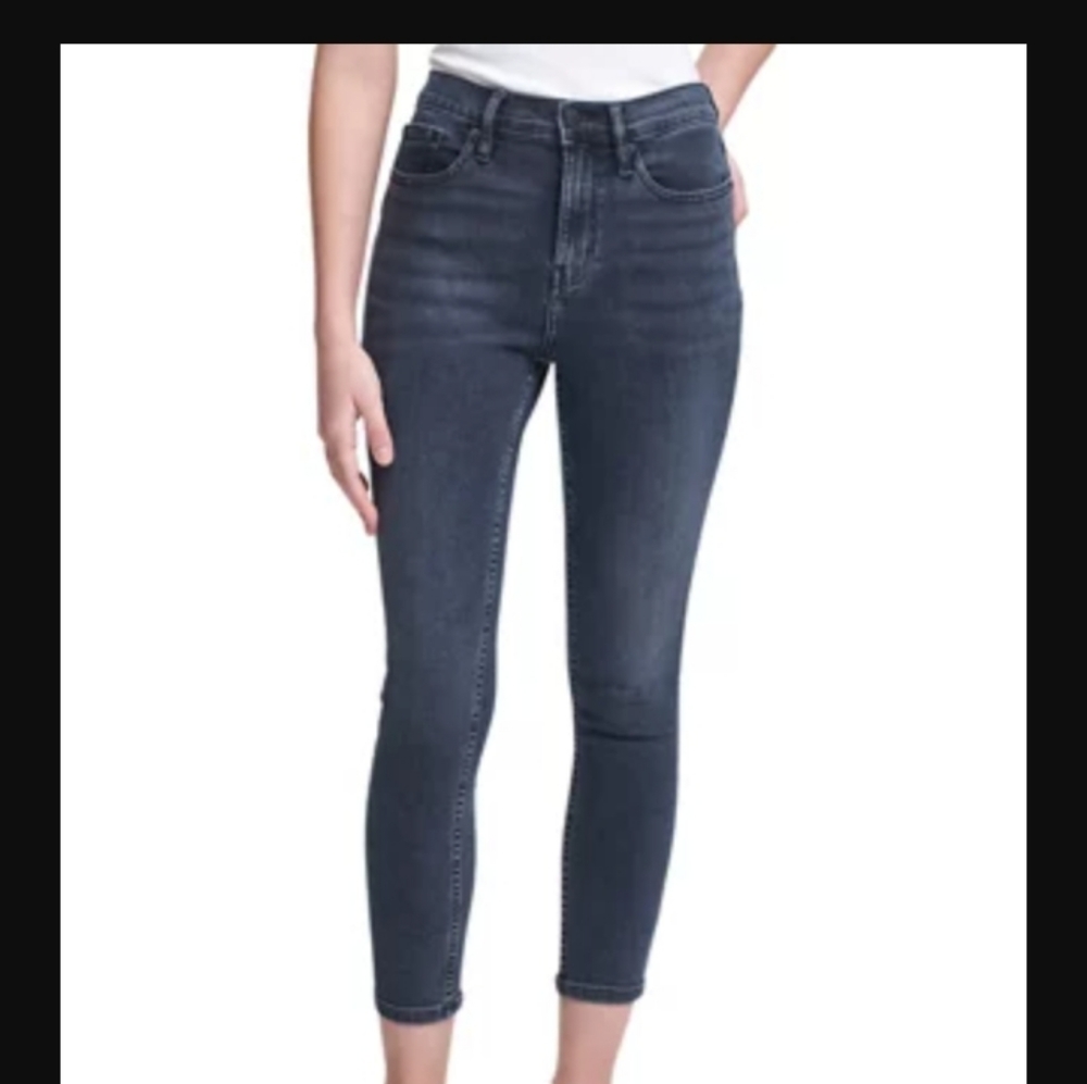 Women's High Rise Skinny Jeans 13 width.38 length